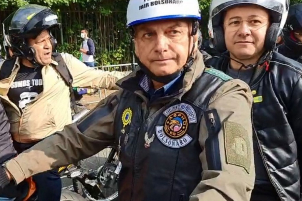 Jair Bolsonaro em manifestação na Avenida Paulista, em São Paulo (25/02/2024)