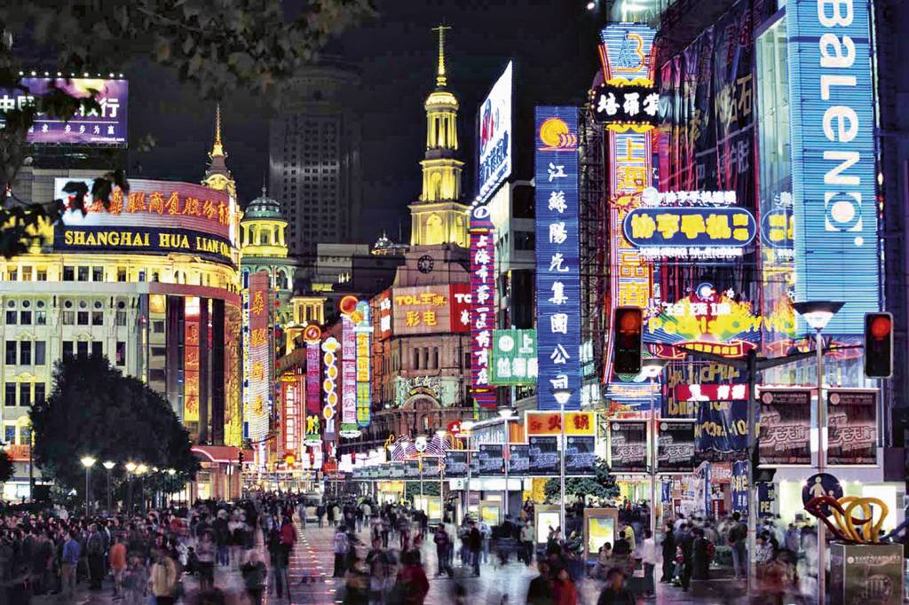 VIRADA - Xangai: a cidade é um dos polos do capitalismo à chinesa que tirou 850 milhões da miséria -
