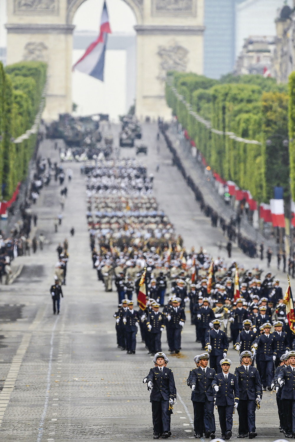 VOZ ATIVA - Alerta: militares descontentes falam em ameaça de “guerra civil” -