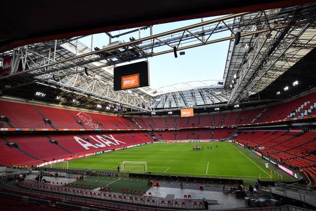 O estádio Johan Cruyff Arena , na Holanda -