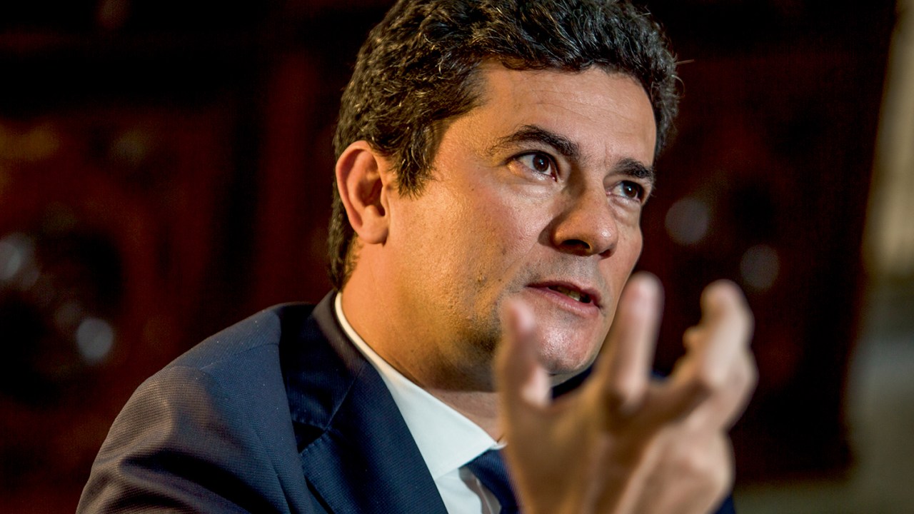 AUTOEXÍLIO - Moro: conversa com partido, pesquisas qualitativas, programa de governo e silêncio sobre candidatura -