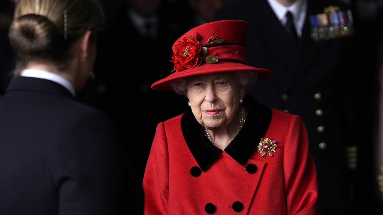 Rainha Elizabeth II participa de evento em base naval em Portsmouth, Inglaterra. 22/05/2021