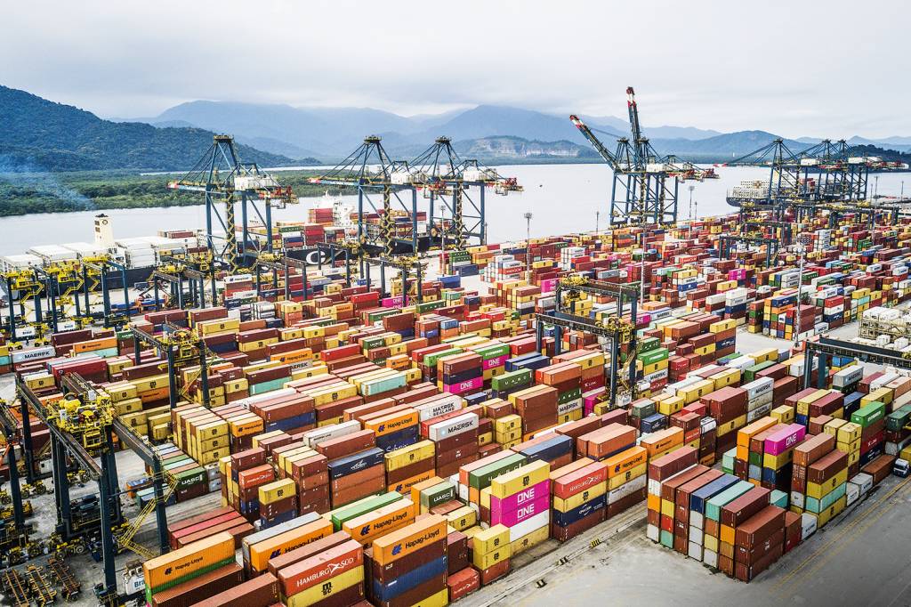 Porto de Santos: concentração de mercadorias ou tragédia anunciada?