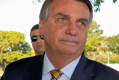 Bolsonaro, na capital gaúcha: passeata e polêmica em torno de encontro para tratar da compra da vacina Covaxin