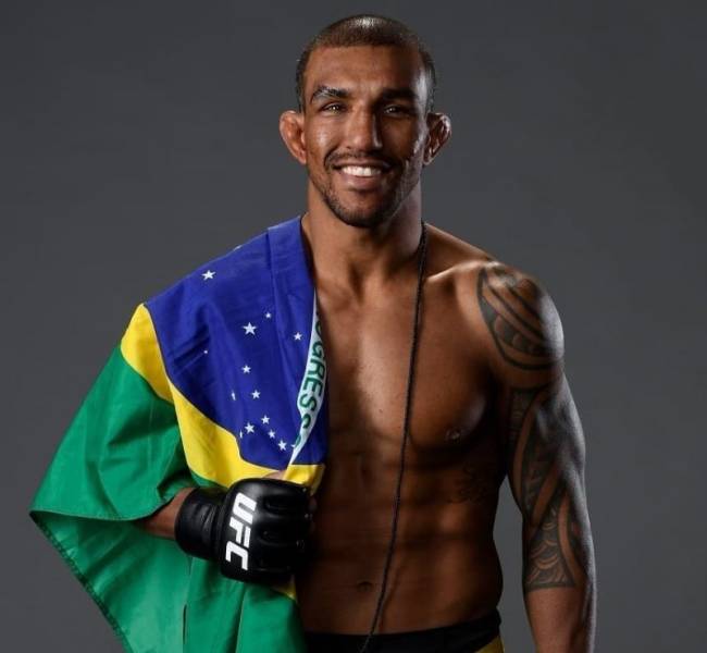 O lutador de MMA Raoni Barcelos usa cannabis medicinal para aliviar dores e inflamações