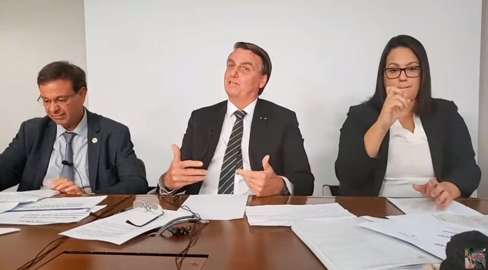 Presidente Jair Bolsonaro durante live nas redes sociais - 10/06/2021
