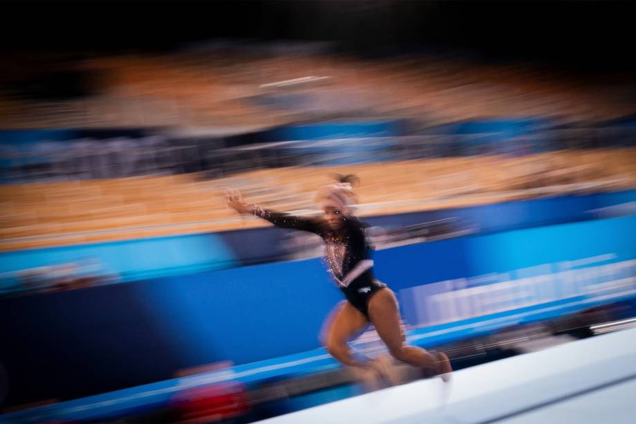 A ginasta Simone Biles, dos EUA, em treino no Ariake Gymnastics Centre  -