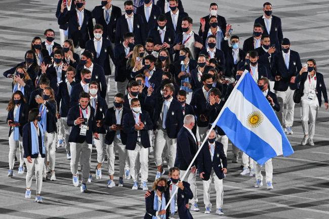 Delegação da Argentina durante desfile na cerimônia de abertura -