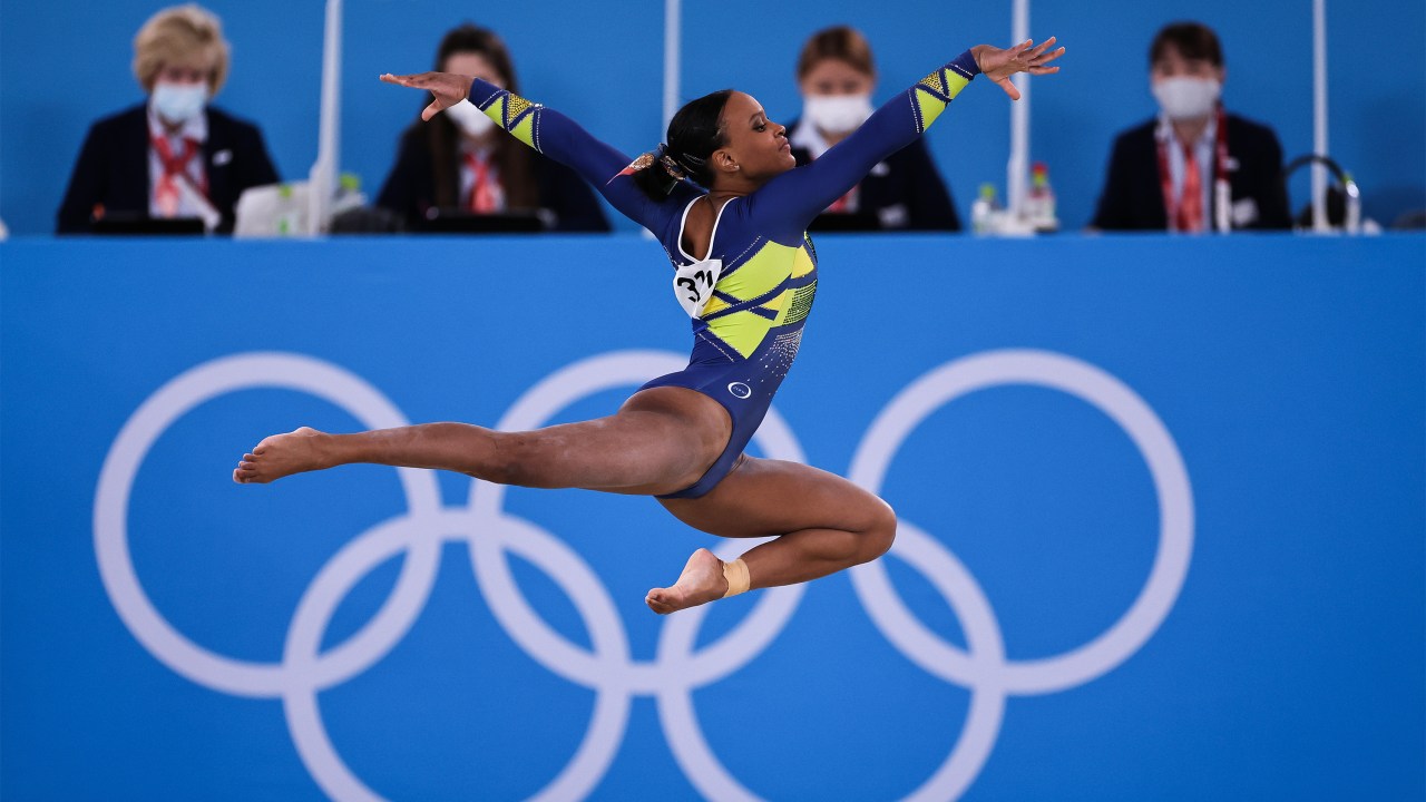 27.07.2021 - Jogos Olímpicos Tóquio 2020 - A atleta brasileira Rebeca Andrade conquista a medalha de prata na ginástica no Ariake Gymnastics em Tóquio. Foto: Jonne Roriz/COB