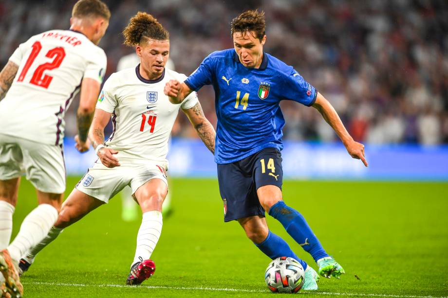 Kalvin Phillips e Federico Chiesa na final da Euro