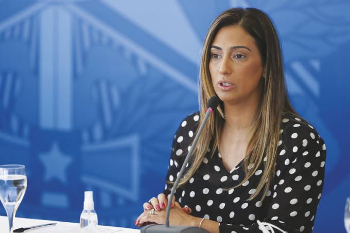 AGRADO - Flávia Arruda: nomeação para melhorar relações com o Congresso -