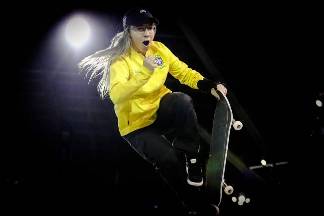 SAO PAULO, SP, BRAZIL - 2019/09/22: The 20-year-old Brazilian Pamela Rosa wins in the final of the skate street World Championship, at the Anhembi exhibition pavilion, in the north of São Paulo. (Photo by Thiago Bernardes/Pacific Press/LightRocket via Getty Images)