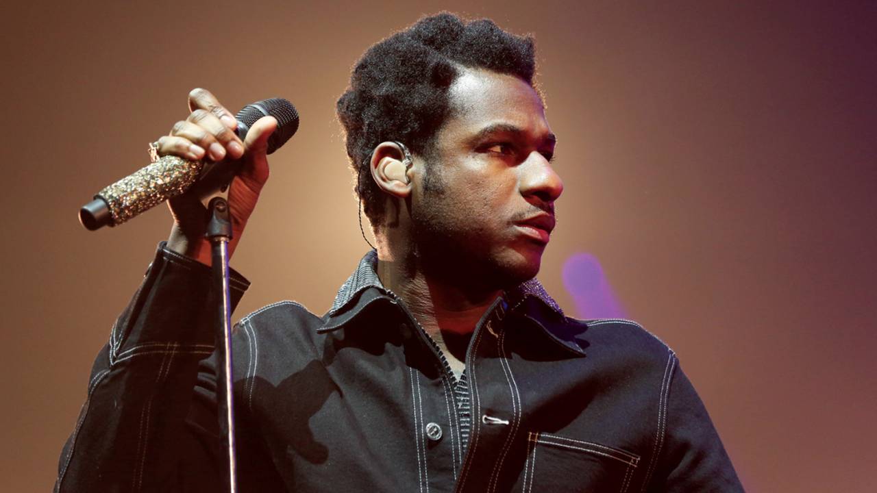 ESTRELA EM ASCENSÃO - Bridges: a voz sensual que virou fenômeno do soul e do R&B -
