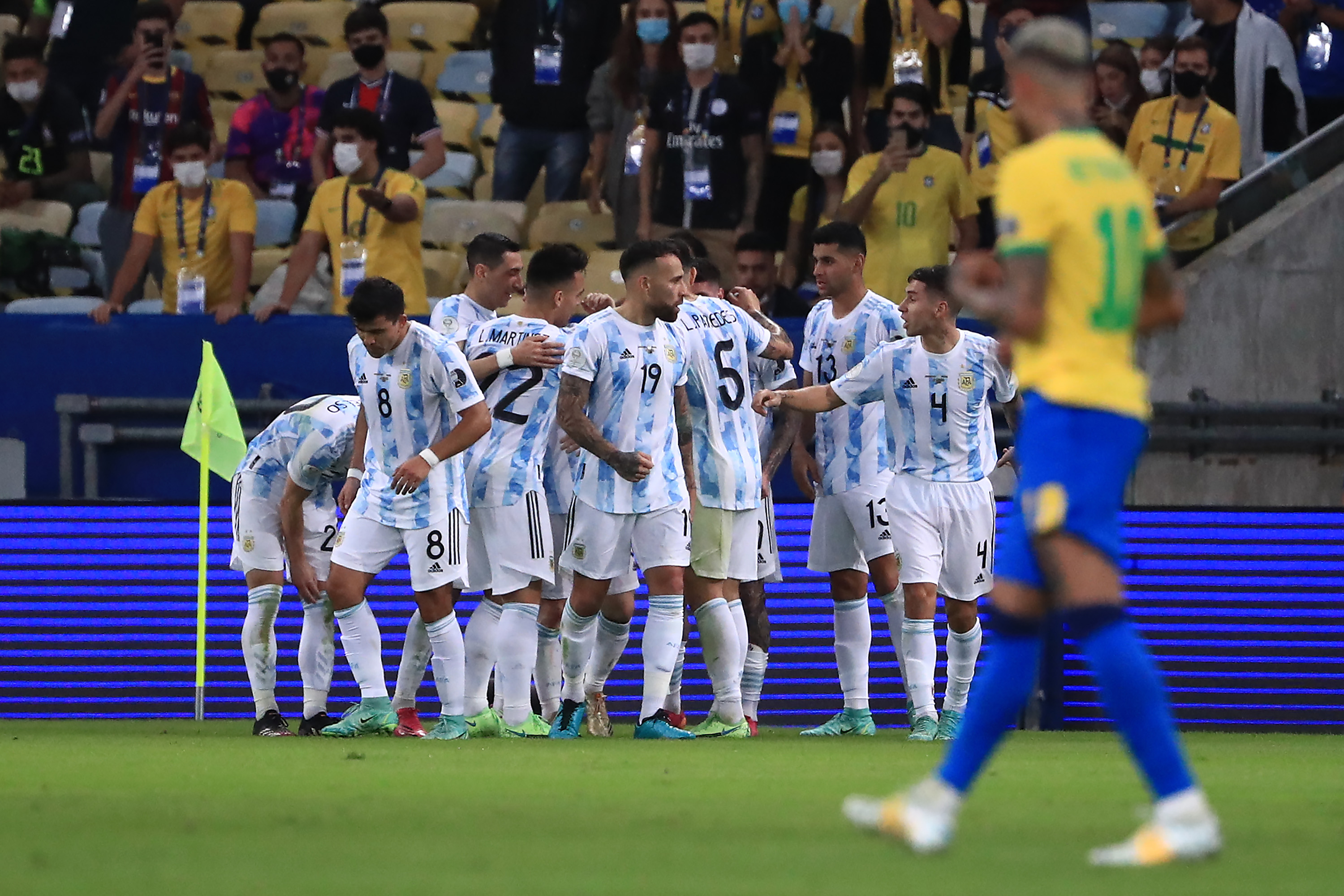 Brasil cai perante a Argentina no Maracanã, que quebra jejum de títulos e  vence a Copa América 2021, Copa América Futebol 2021