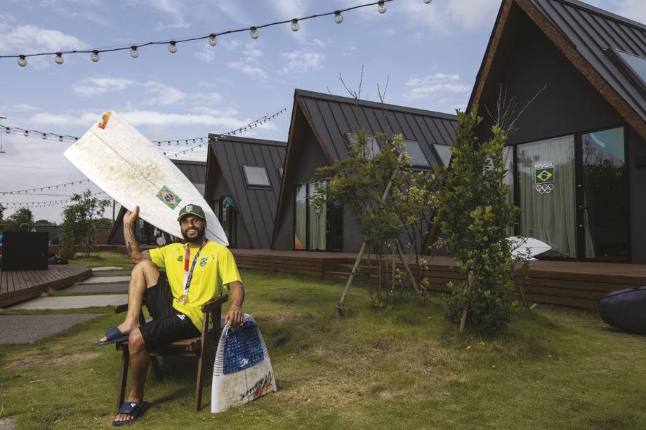 Surfista Ítalo Ferreira conquista o 1º ouro do Brasil nos Jogos de