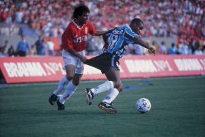 Jogo entre o Internacional e o Grêmio, pelo Campeonato Gaúcho de Futebol de 1996 -