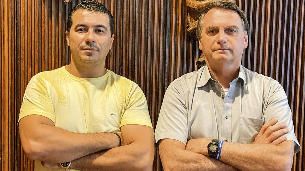 TRUNFO NA MANGA - O deputado Luis Miranda: suspeita no Planalto é de que ele gravou a conversa com Bolsonaro -