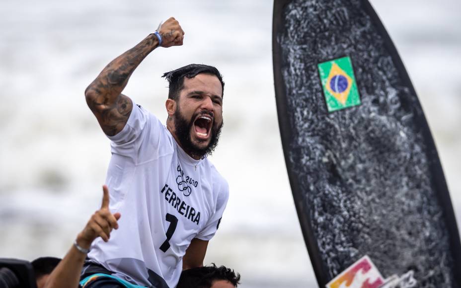 Ítalo Ferreira conquista 1º ouro olímpico do surfe para o Brasil, VEJA OS DETALHES 