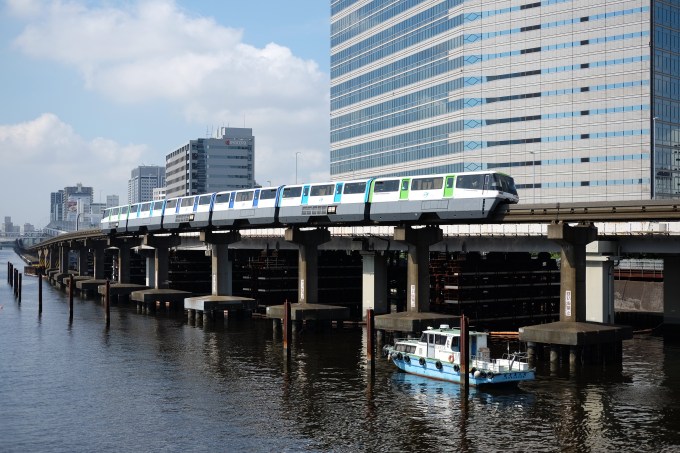 Tokyo Monorail – Carlos Kato