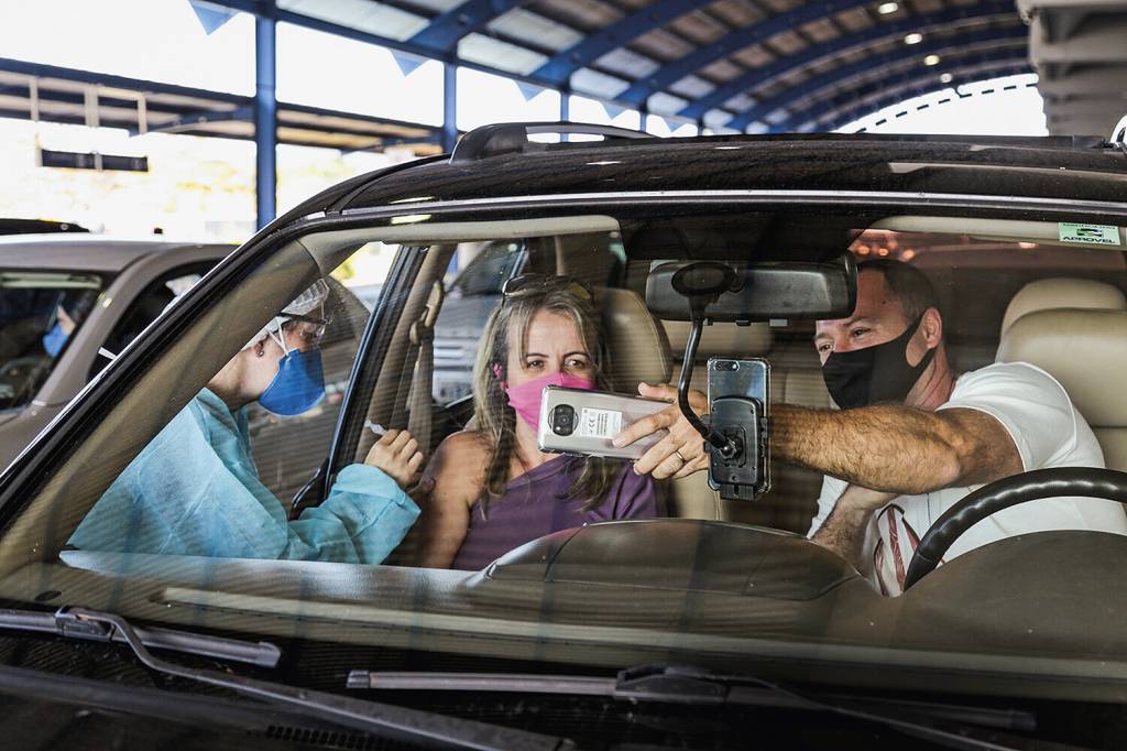 Sinais de esperança no combate à Covid-19 no Brasil começam a aparecer