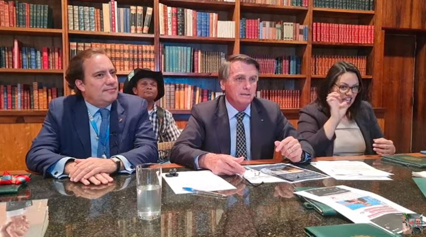 Presidente Jair Bolsonaro em live nas redes sociais - 01/07/2021