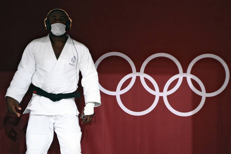 Teddy Riner, da França, nas eliminatórias do judô +100kg -