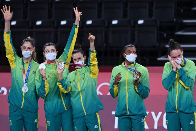 Seleção feminina de vôlei ganhou a última medalha brasileira em Tóquio