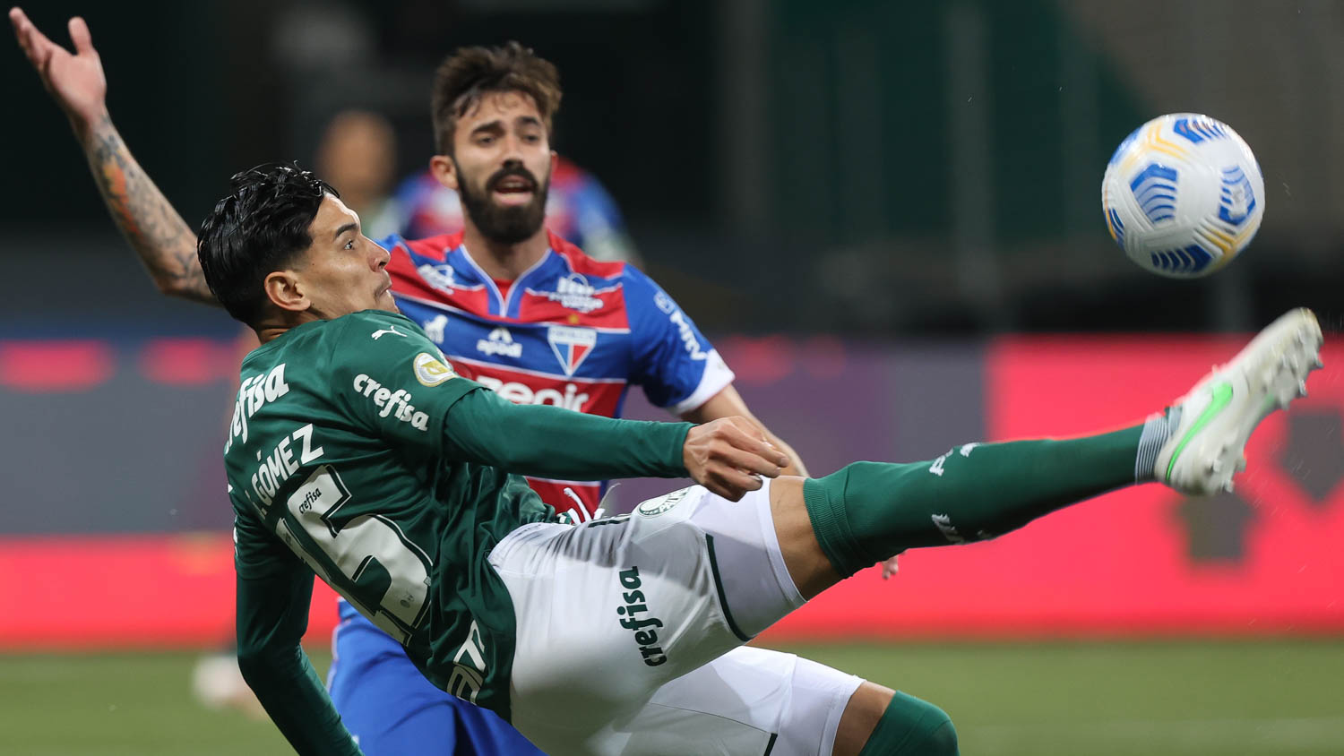 Fortaleza marca no fim e vence o Palmeiras no Allianz ...