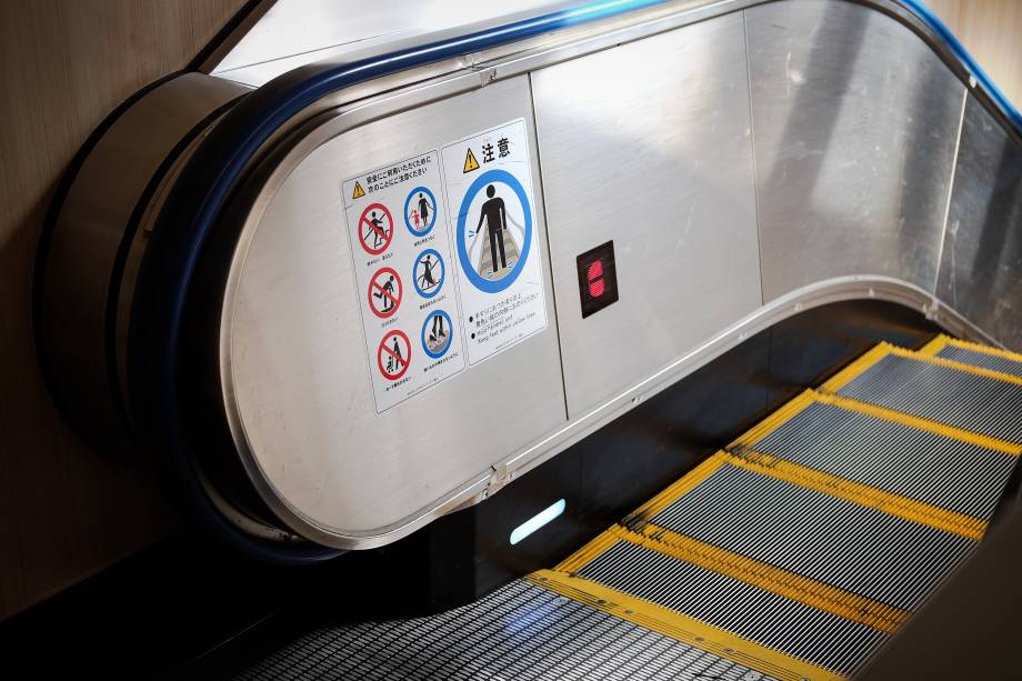 Escada rolante, cuidados gerais - Escada rolante, cuidados gerais -