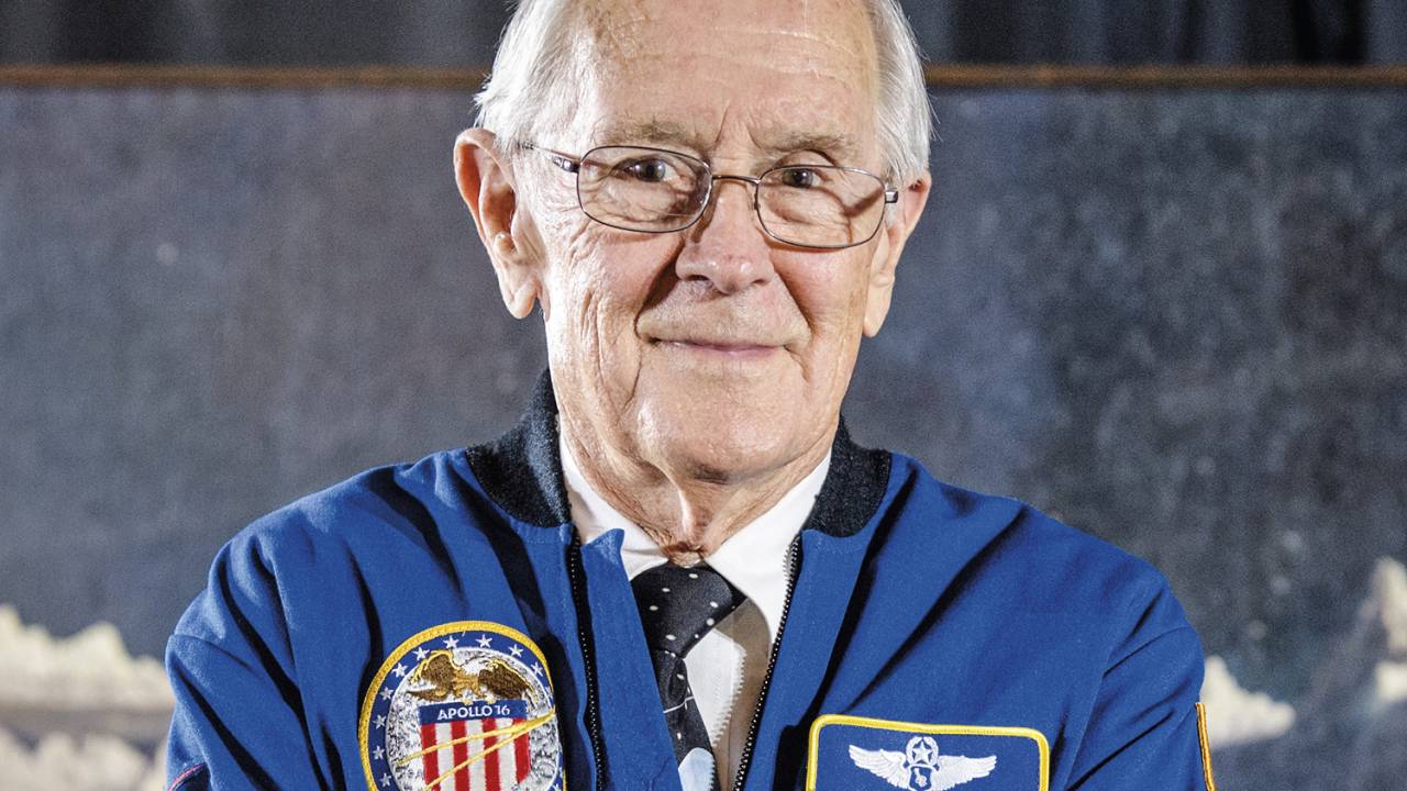 TURISMO - Charles Duke e o novo mercado: “É algo lucrativo que ajudará a Nasa” -