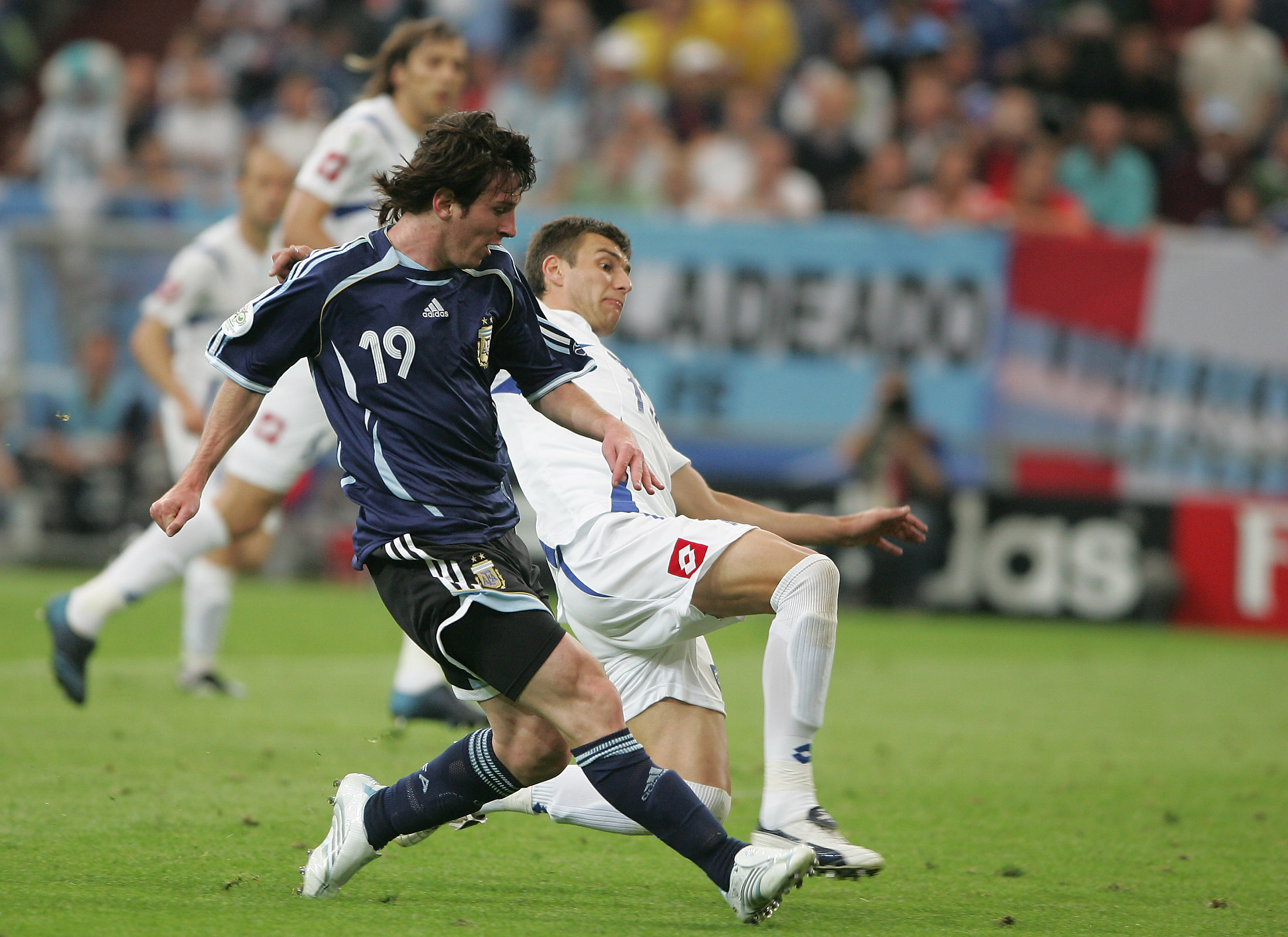 Adidas Reeditará Desenho ‘teamgeist’, Lançado Na Copa De 2006