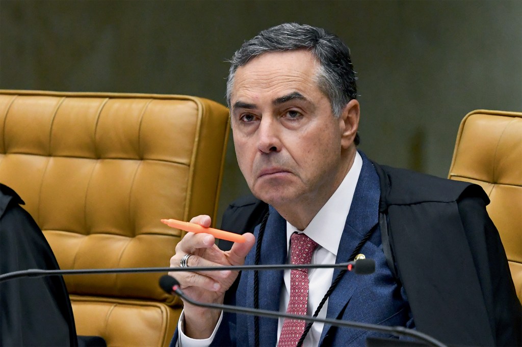 A ministra Cármen Lúcia, durante sessão plenária do Tribunal Superior Eleitoral que marcou a despedida do presidente da Corte, Alexandre de Moraes, na última quarta-feira