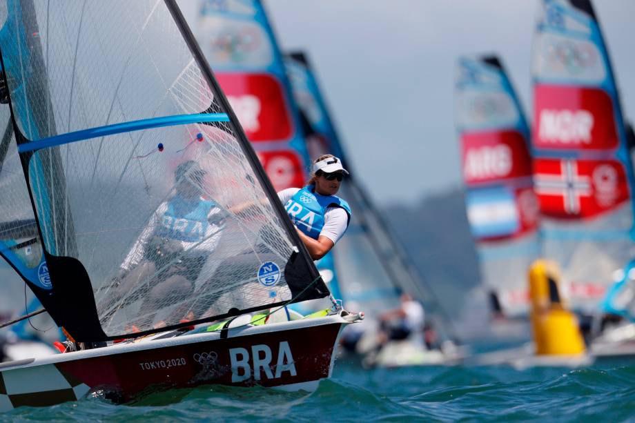 Martine Grael e Kahena Kunze, do Brasil, durante etapa na classe 49er FX -