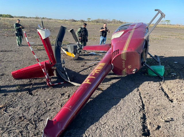 Helicóptero cai no Pantanal e é abandonado com carga de drogas