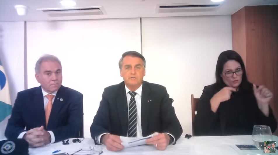 Presidente Jair Bolsonaro durante live nas redes sociais - 26/08/2021