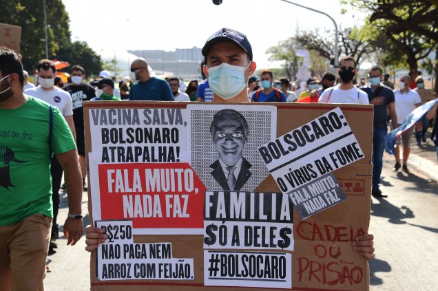 Protesto contra o presidente Jair Bolsonaro, em Brasília -