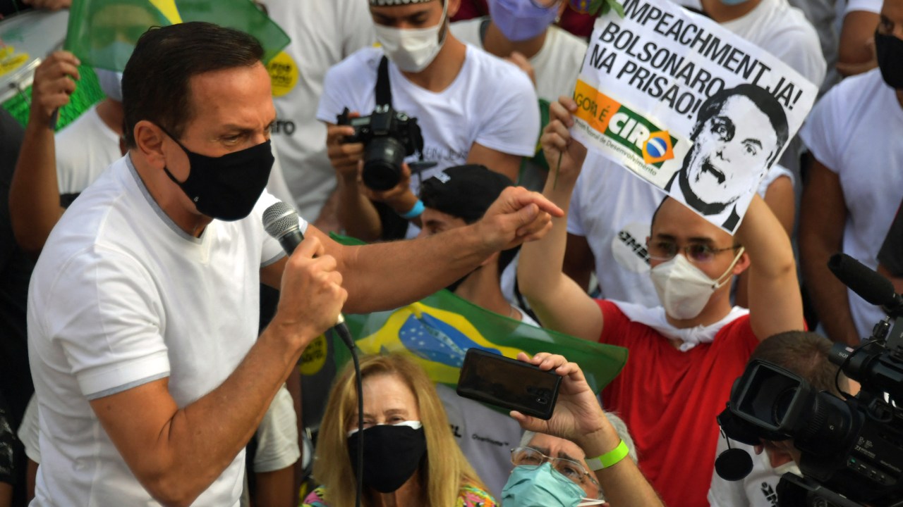 Governador de São Paulo, João Doria, participa de protesto pedindo pelo impeachment do president Jair Bolsonaro -