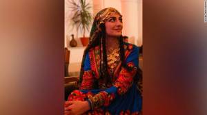 Waslat Hasrat-Nazimi: 'É assim que as mulheres afegãs se vestem'