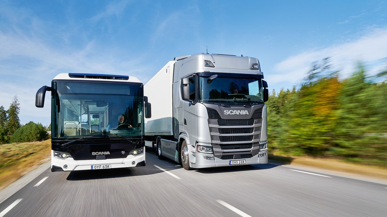 TRANSIÇÃO - Ônibus e caminhão movidos a eletricidade: opção mais limpa e sustentável que os modelos a diesel -