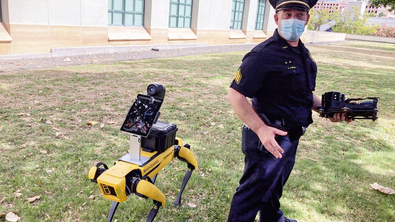 RECRUTADO NA PANDEMIA - O robô Spot a serviço da polícia de Honolulu, no Havaí: uso contestado de verba pública -