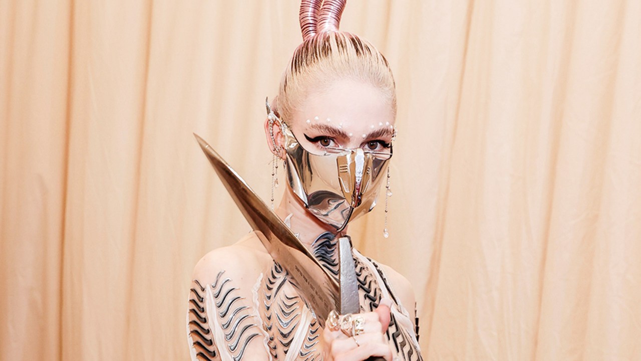 1340171872 - Grimes attends The 2021 Met Gala Celebrating In America: A Lexicon Of Fashion at Metropolitan Museum of Art on September 13, 2021 in New York City. Credito: Arturo Holmes/MG21/Getty Images