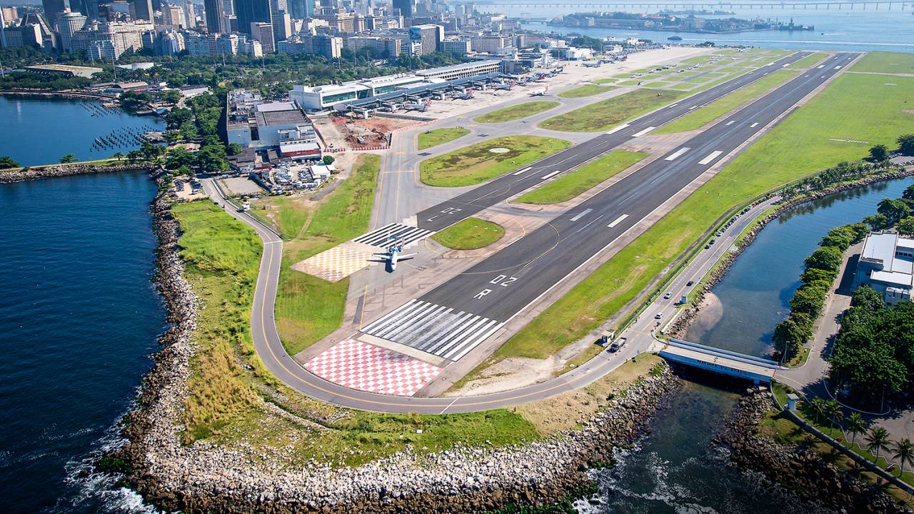 ATIVO VALIOSO - Aeroporto Santos Dumont, no Rio: parte do pacote em negociação -