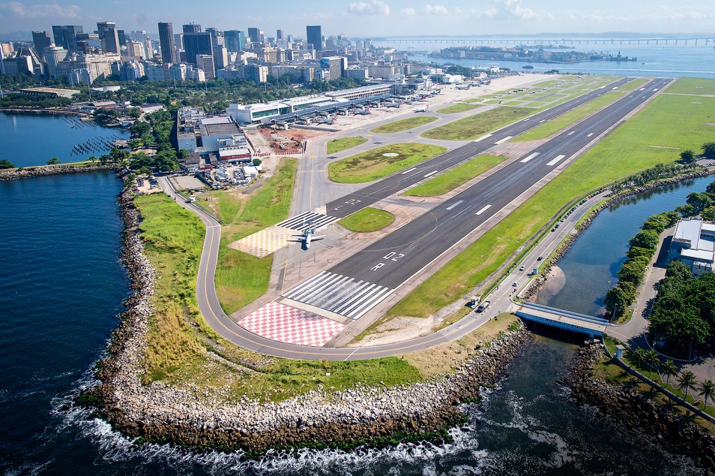ATIVO VALIOSO - Aeroporto Santos Dumont, no Rio: parte do pacote em negociação -
