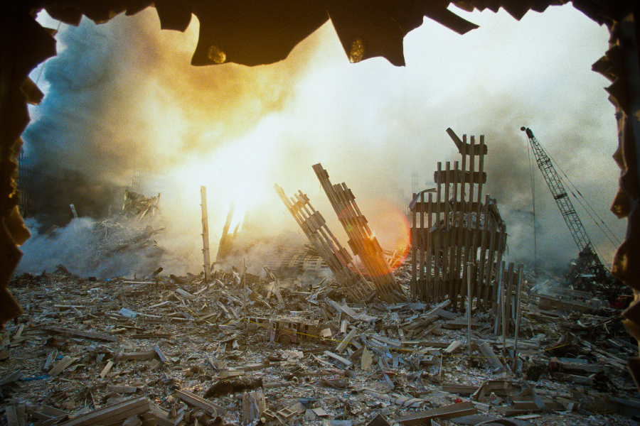 Escombros do World Trade Center após ataques terroristas de 11 de setembro de 2001 -