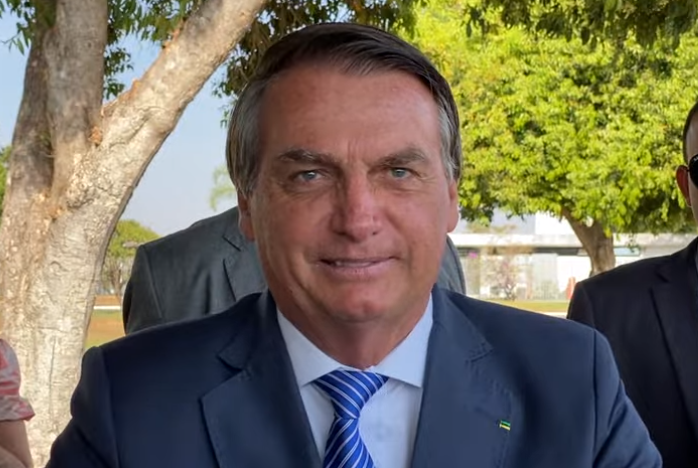 Bolsonaro fala a apoiadores no Palácio da Alvorada - 13.09.2021