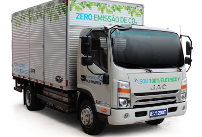 Caminhão Elétrico iEV1200T da Jac Motors. Veículo não emite gás carbônico.