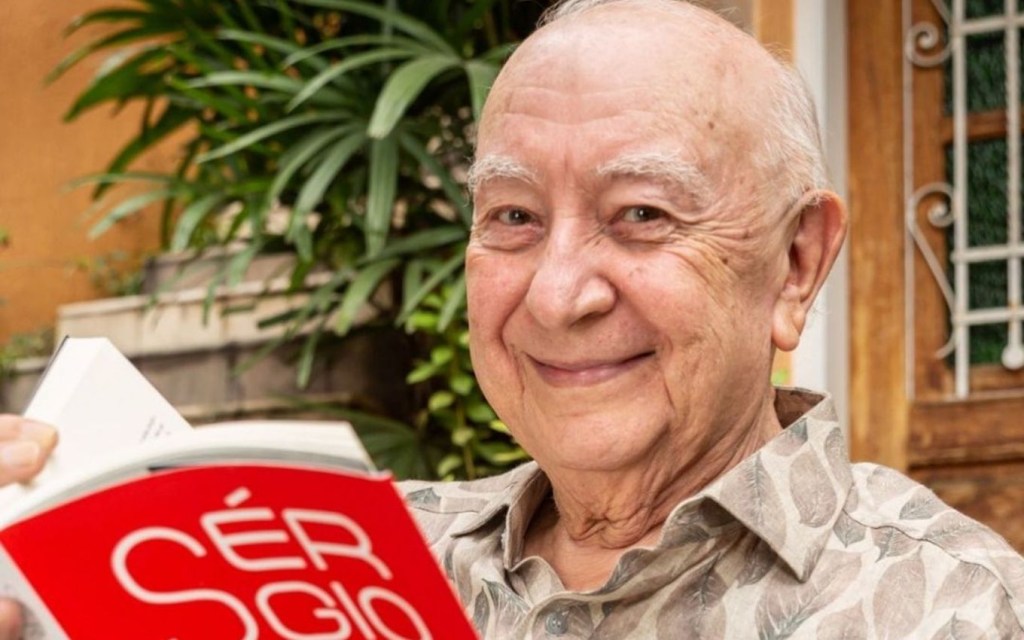Sérgio Mamberti lançou livro de memórias em 2021 -