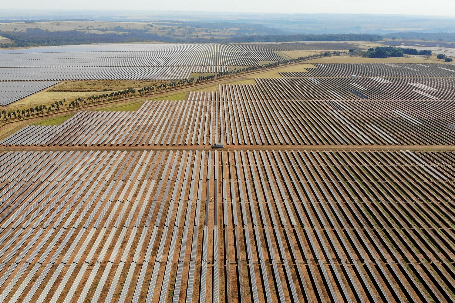 Brasil passa a ser 5º maior produtor de energia solar, diz estudo