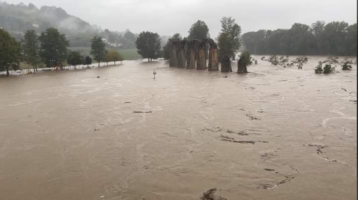 Tempestade atingiu cidades no noroeste da Itália na última segunda-feira, 4