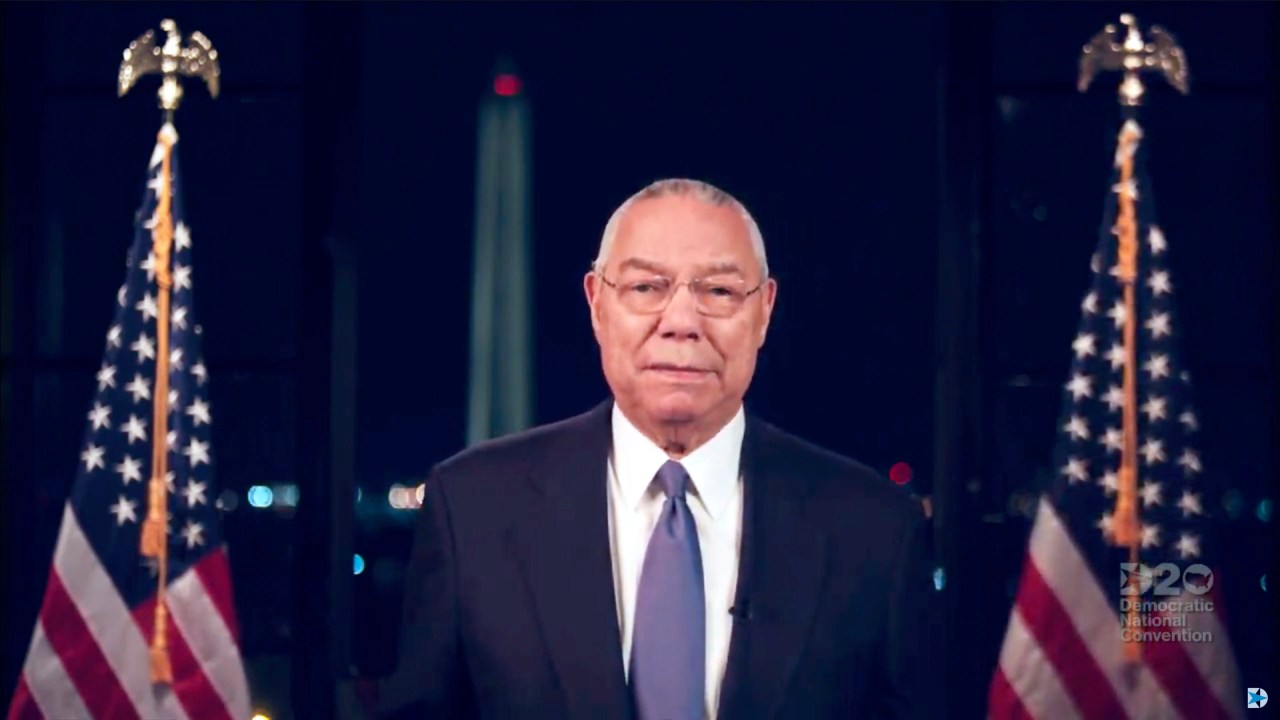 Colin Powell durante convenção do Partido Democrata em 2020